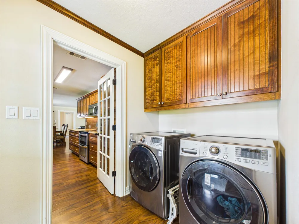 1212 Delores Street Kemah, TX 77565
