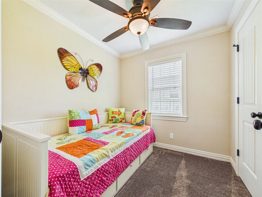 1212 Delores Street Kemah, TX 77565