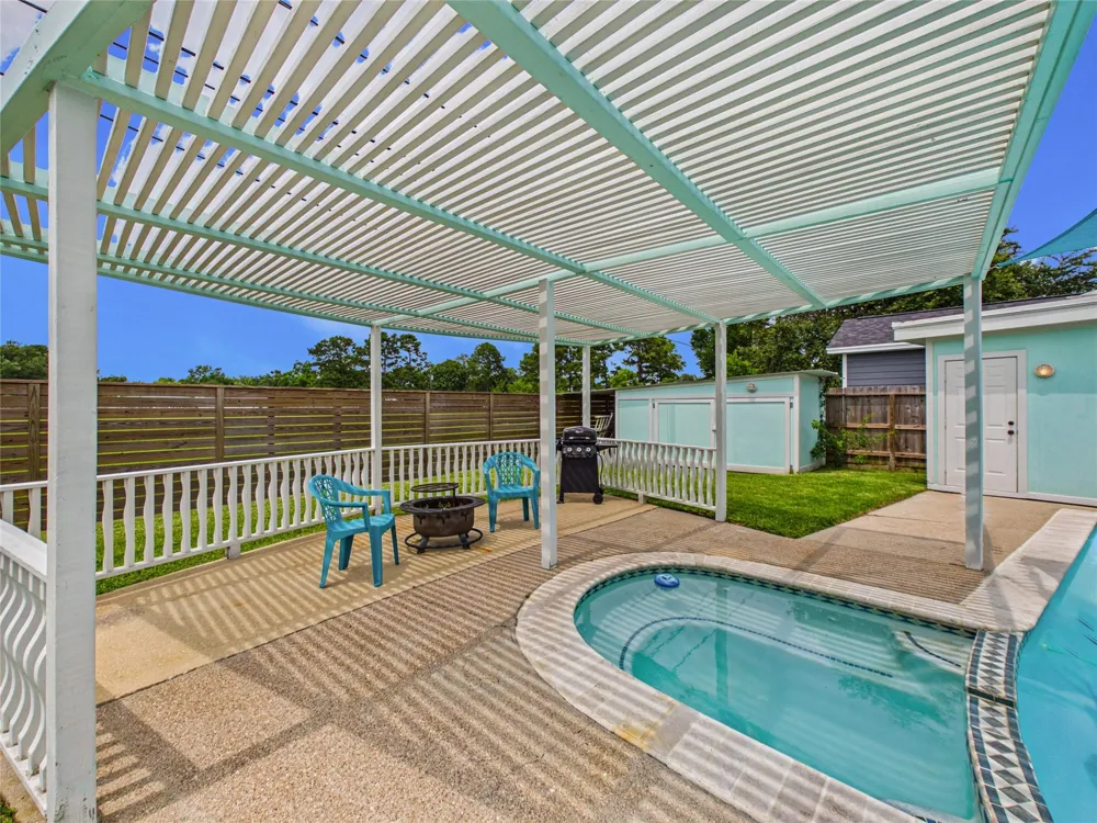 1212 Delores Street Kemah, TX 77565