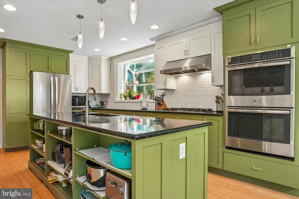1103 COVENTRY ROAD Cheltenham, PA 19012