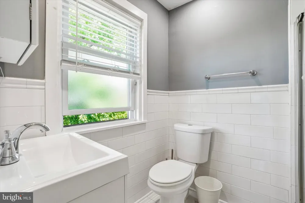 1103 COVENTRY ROAD Cheltenham, PA 19012