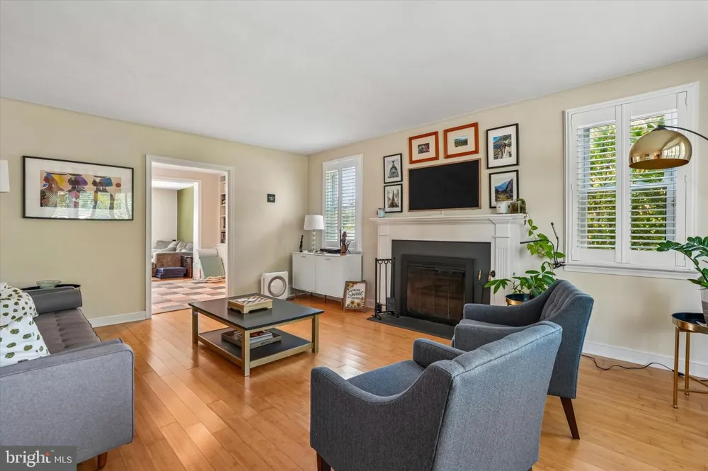 1103 COVENTRY ROAD Cheltenham, PA 19012