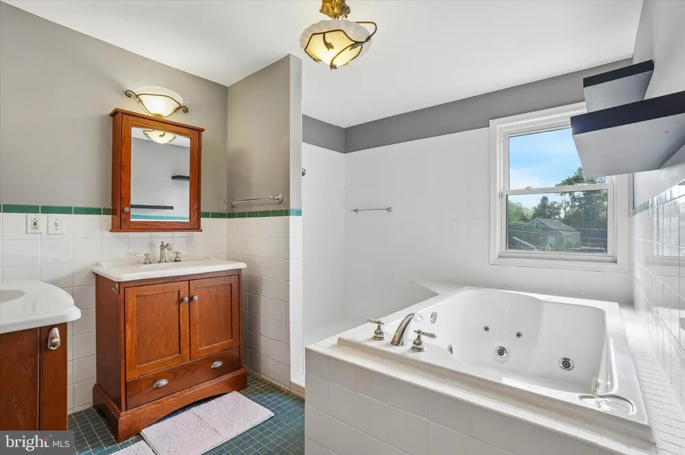 1103 COVENTRY ROAD Cheltenham, PA 19012