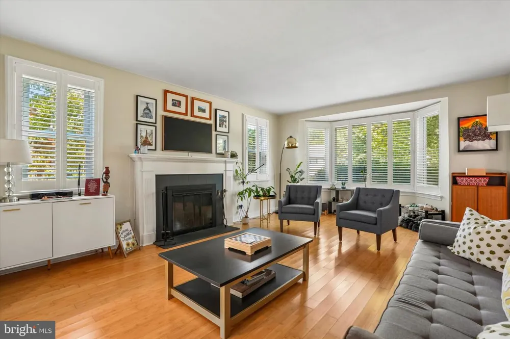 1103 COVENTRY ROAD Cheltenham, PA 19012