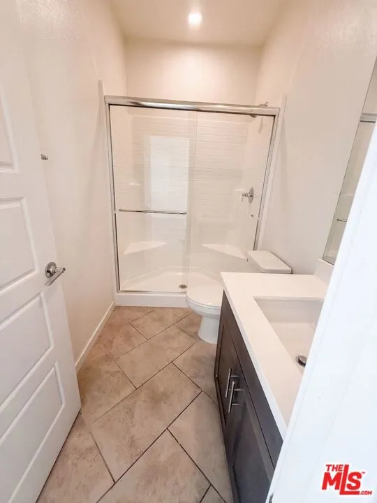 573 Winchester Drive Oxnard, CA 93036