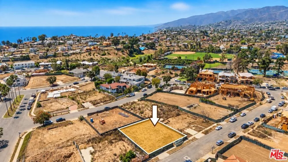 719 Chapala Drive Los Angeles, CA 90272
