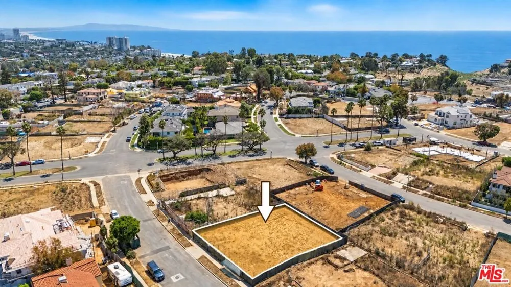 719 Chapala Drive Los Angeles, CA 90272