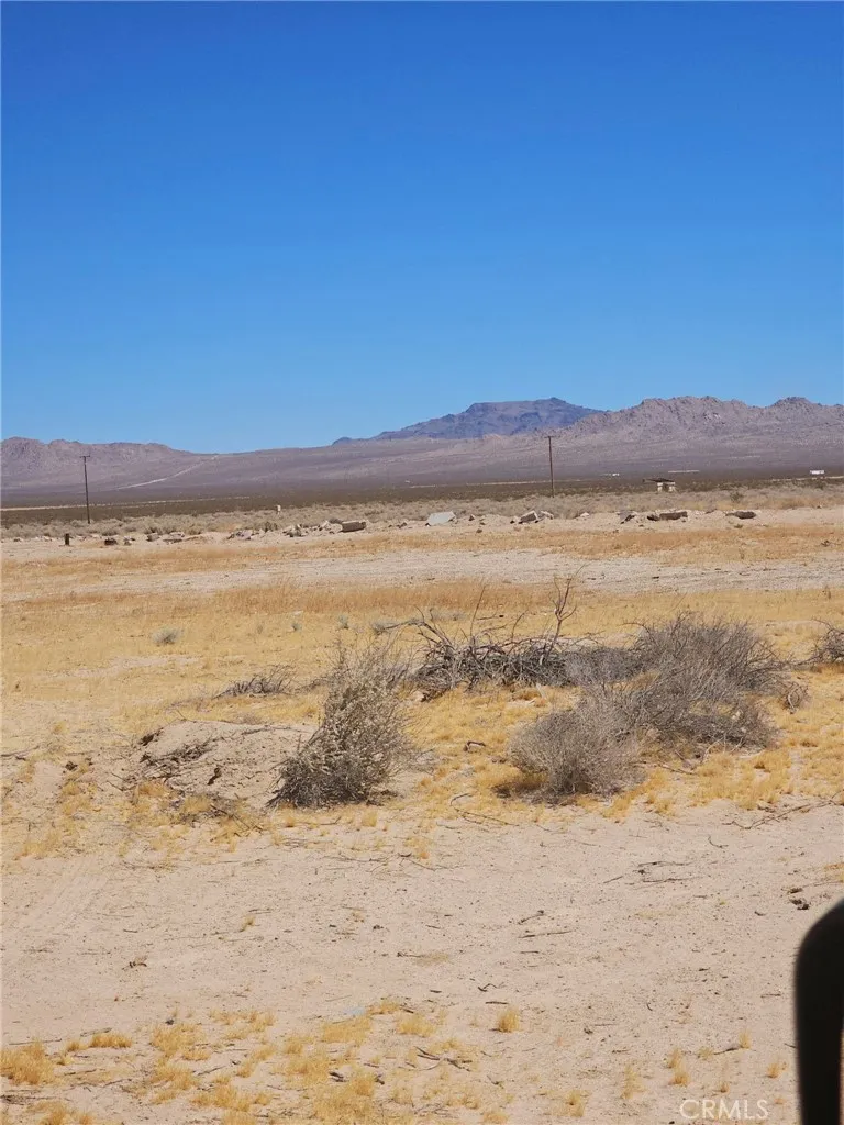 34525 Northside Lucerne Valley, CA 92356