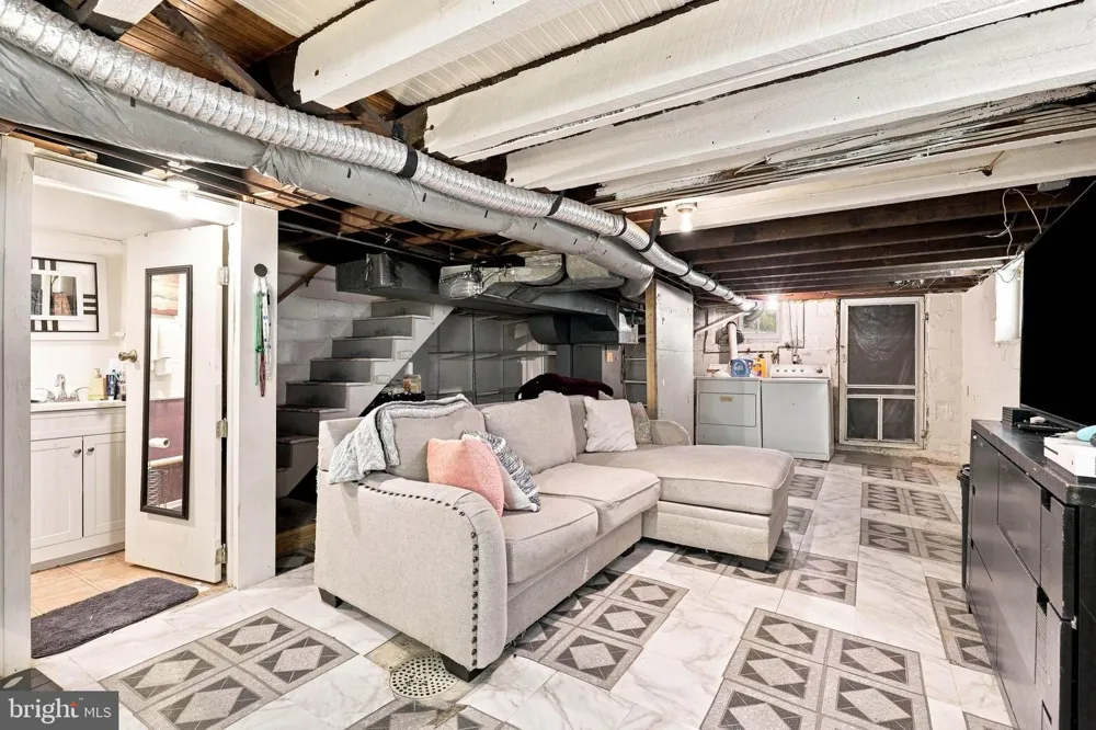 57 S PEARL STREET Lancaster, PA 17603