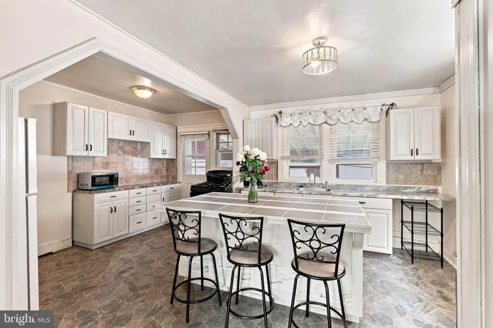 57 S PEARL STREET Lancaster, PA 17603