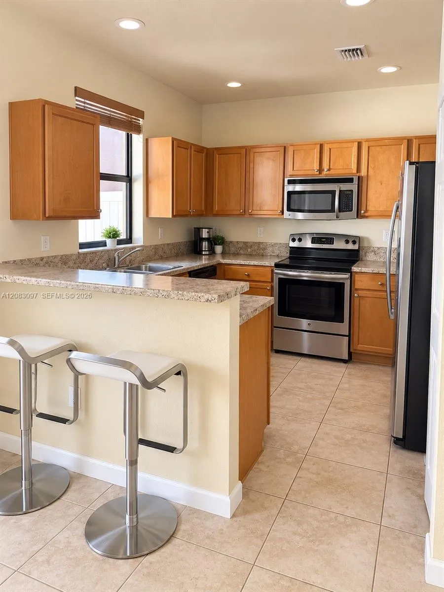 3375 W 90th Ter #3375 Hialeah, FL 33018