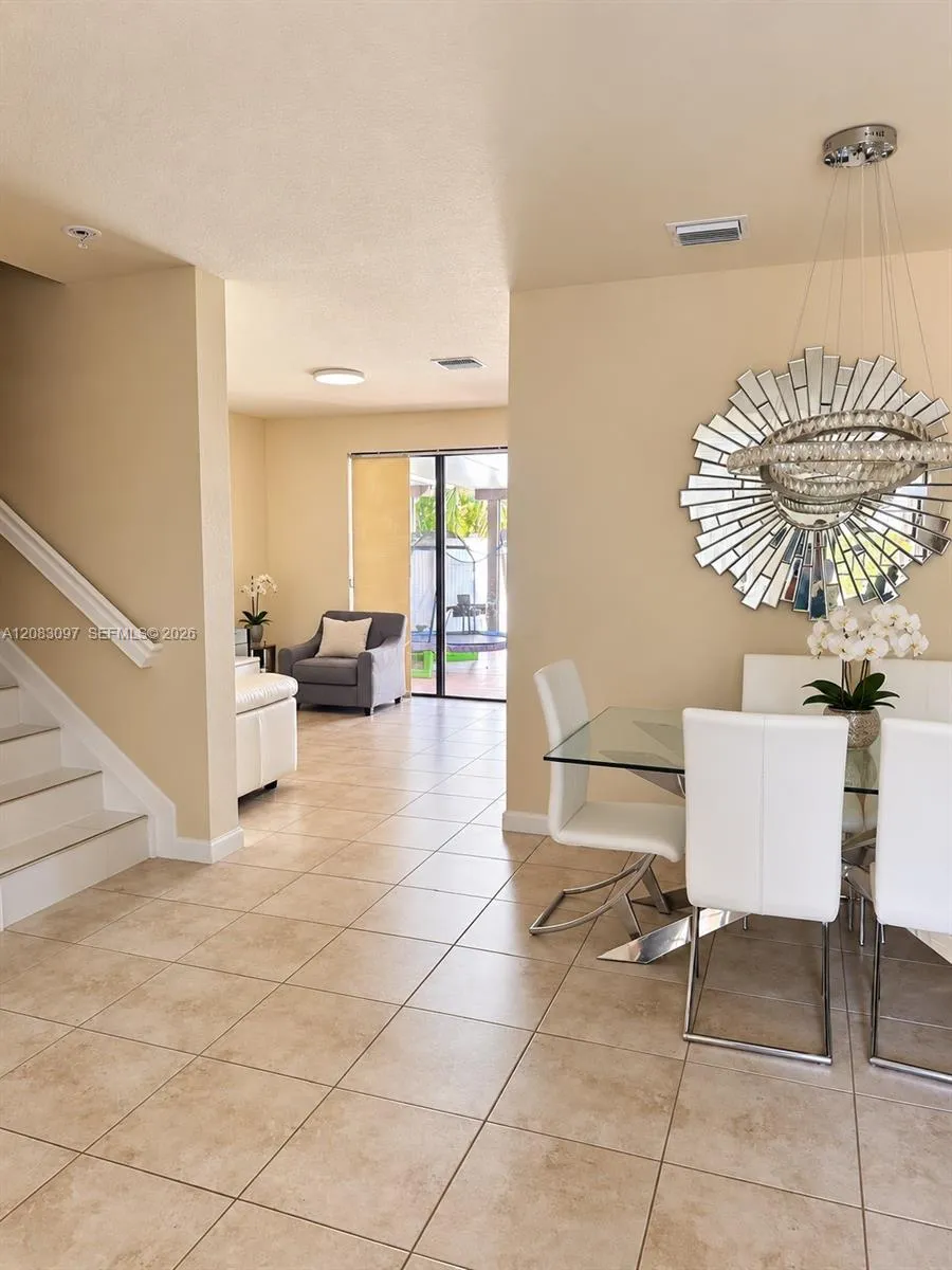 3375 W 90th Ter #3375 Hialeah, FL 33018