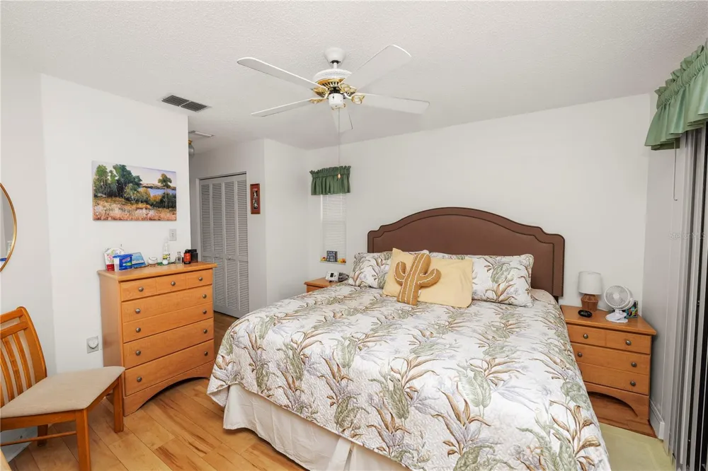1120 PARAKEET TRAIL Lakeland, FL 33809