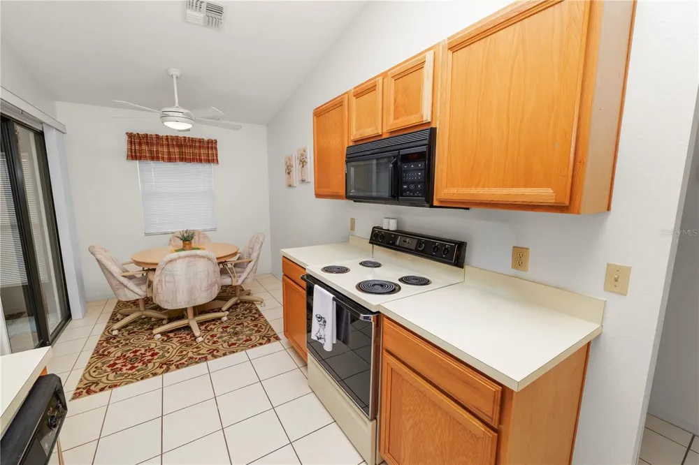 1120 PARAKEET TRAIL Lakeland, FL 33809
