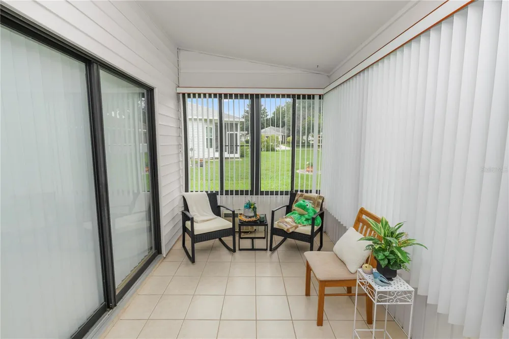 1120 PARAKEET TRAIL Lakeland, FL 33809