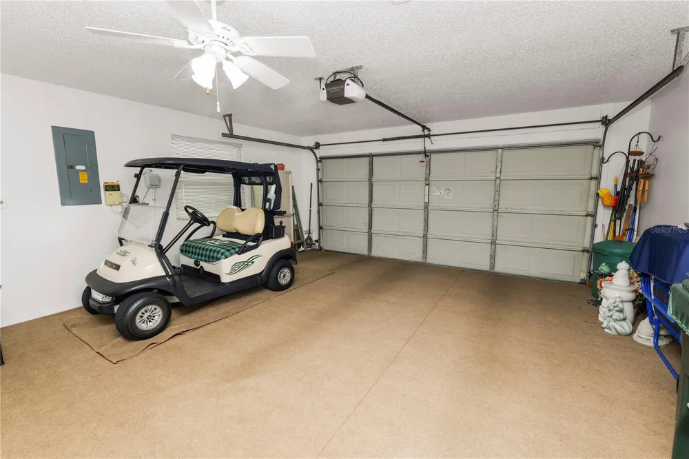1120 PARAKEET TRAIL Lakeland, FL 33809