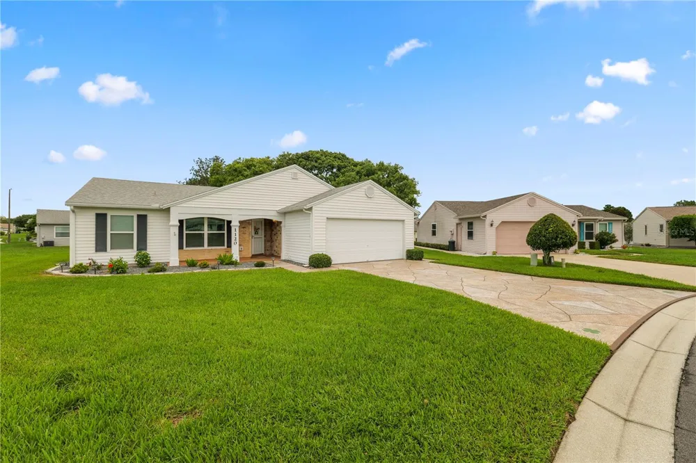 1120 PARAKEET TRAIL Lakeland, FL 33809