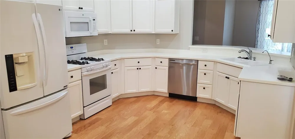 5231 HIGHBURY CIRCLE Sarasota, FL 34238