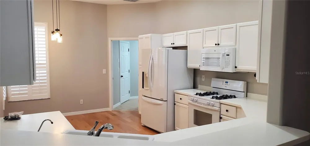 5231 HIGHBURY CIRCLE Sarasota, FL 34238