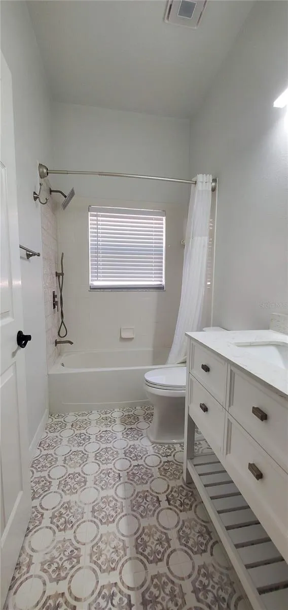 5231 HIGHBURY CIRCLE Sarasota, FL 34238
