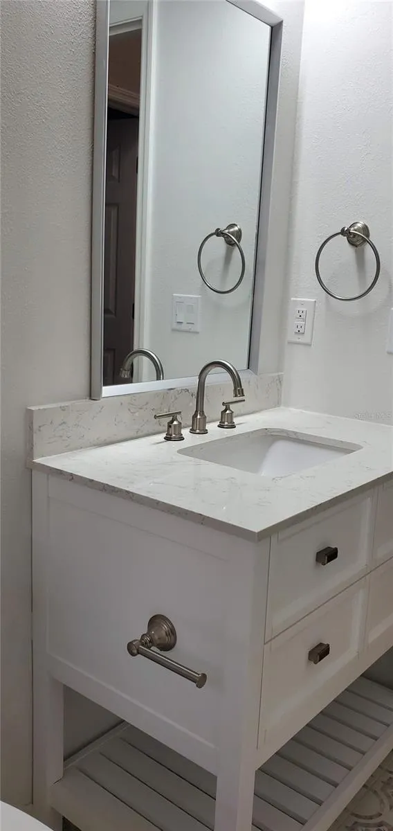 5231 HIGHBURY CIRCLE Sarasota, FL 34238