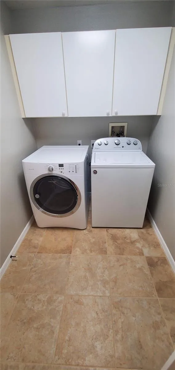 5231 HIGHBURY CIRCLE Sarasota, FL 34238