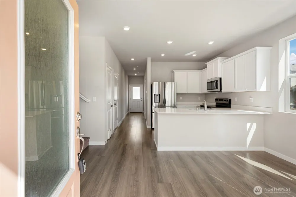 1221 E 53rd Street Tacoma, WA 98404