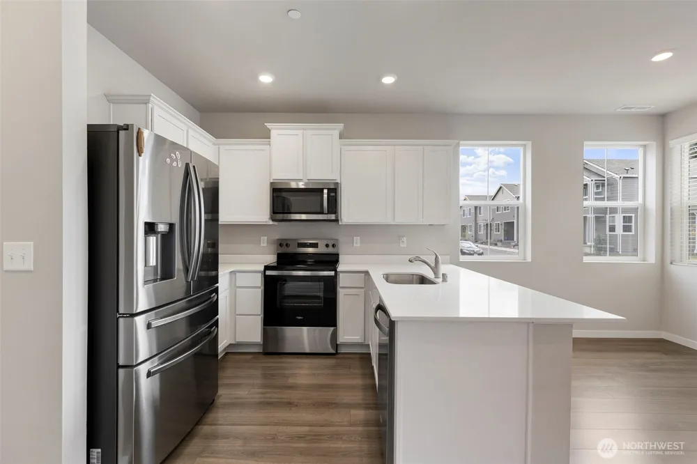 1221 E 53rd Street Tacoma, WA 98404