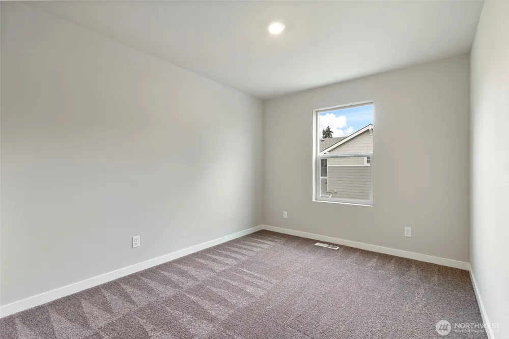 1221 E 53rd Street Tacoma, WA 98404