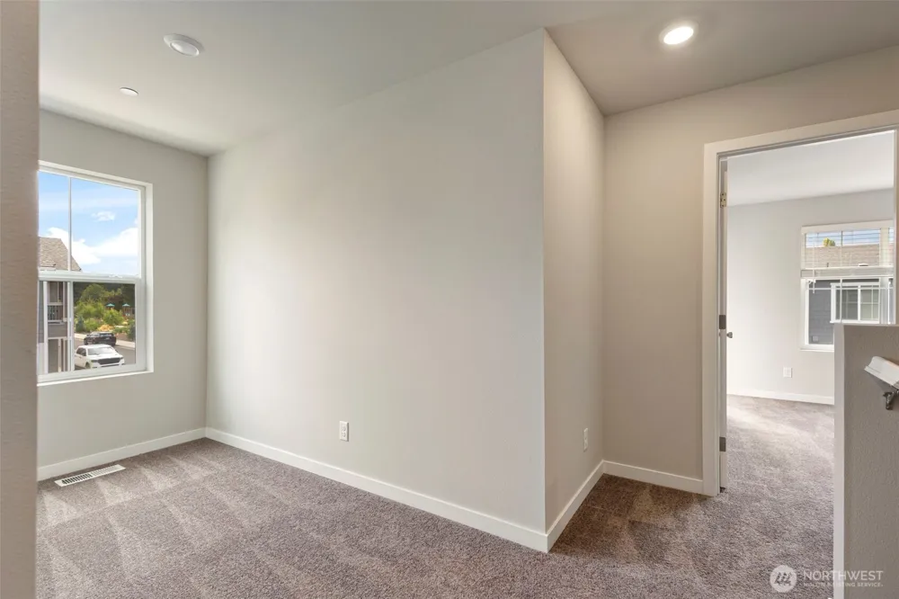 1221 E 53rd Street Tacoma, WA 98404