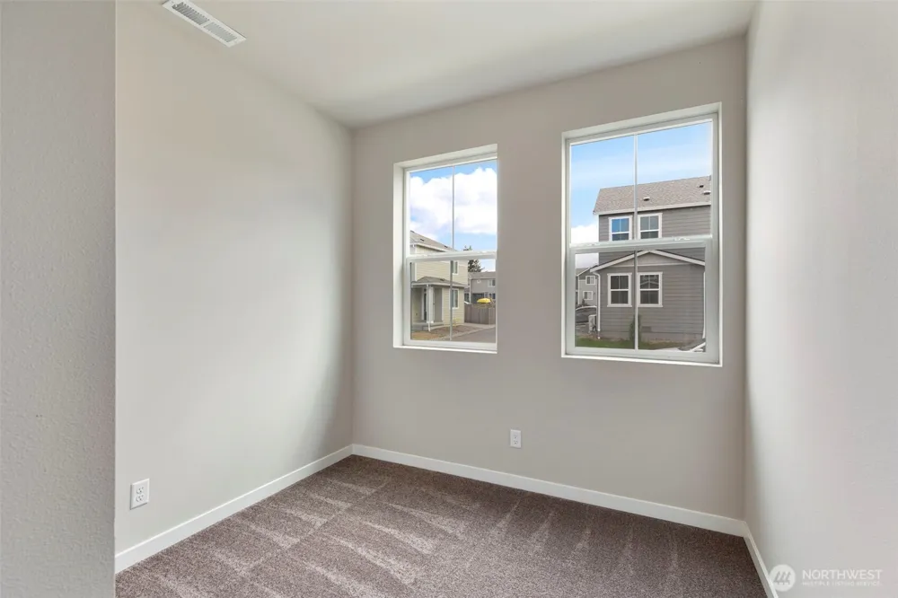1221 E 53rd Street Tacoma, WA 98404