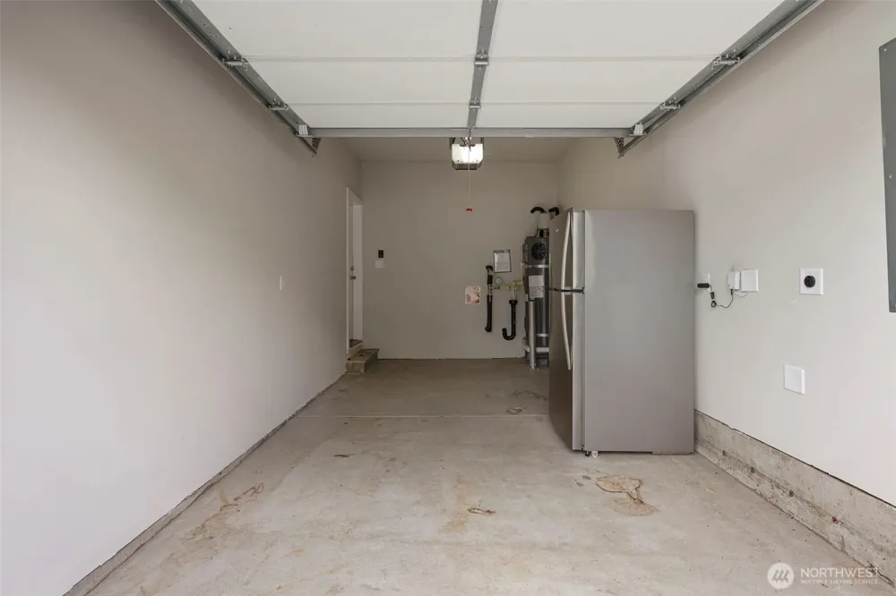 1221 E 53rd Street Tacoma, WA 98404