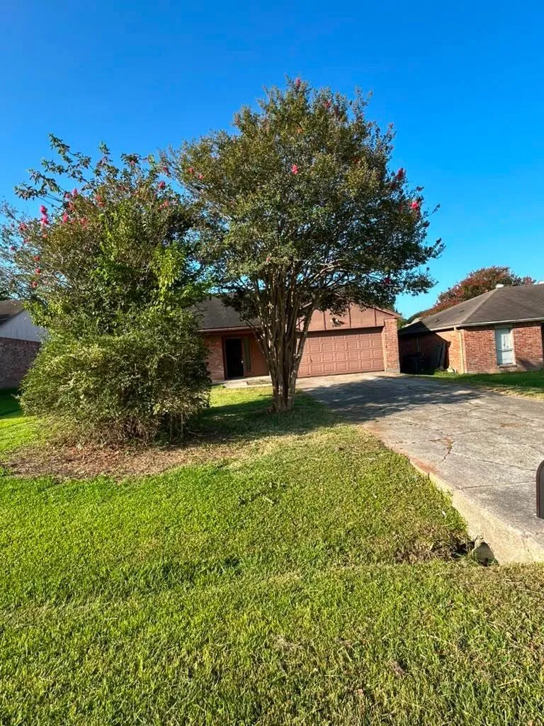 13223 Lake Breeze Lane Willis, TX 77318