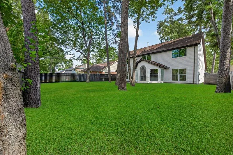 2231 Rolling Glen Drive Spring, TX 77373