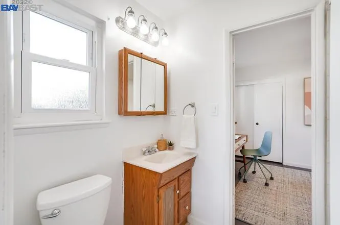 21905 Betlen Way Castro Valley, CA 94546