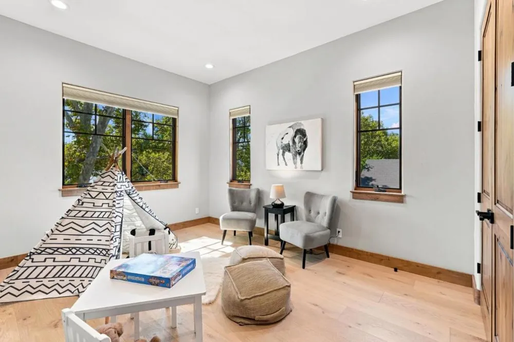 1015 Willow Glen Way San Jose, CA 95125