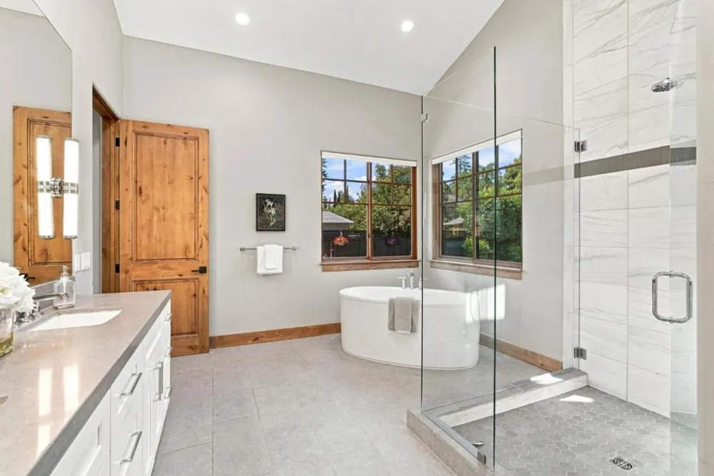 1015 Willow Glen Way San Jose, CA 95125