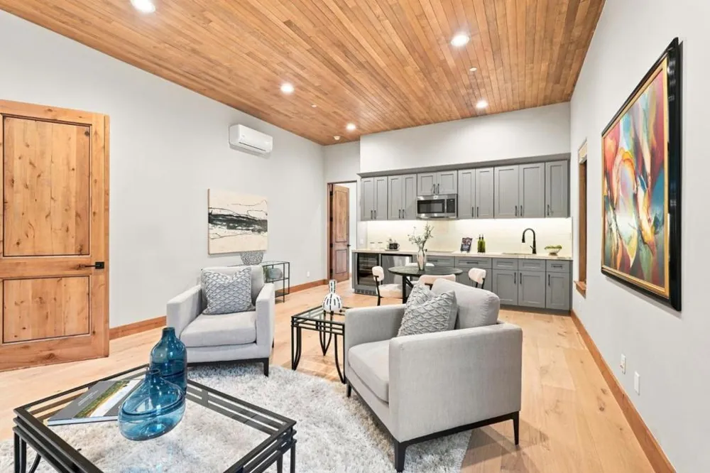 1015 Willow Glen Way San Jose, CA 95125