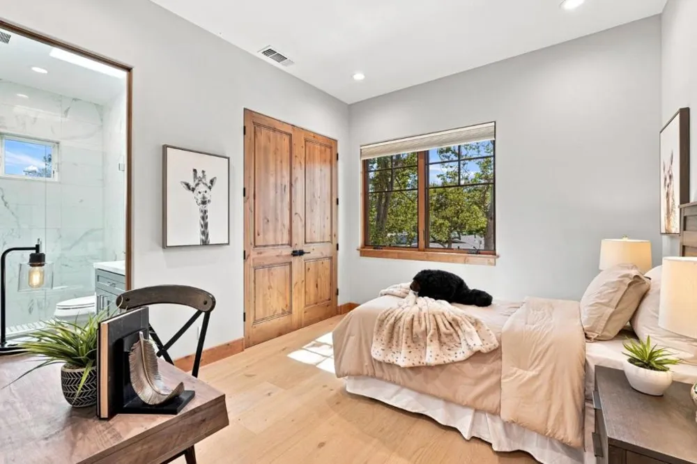 1015 Willow Glen Way San Jose, CA 95125