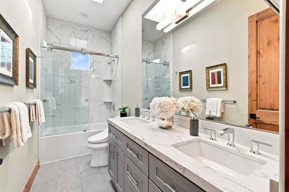 1015 Willow Glen Way San Jose, CA 95125