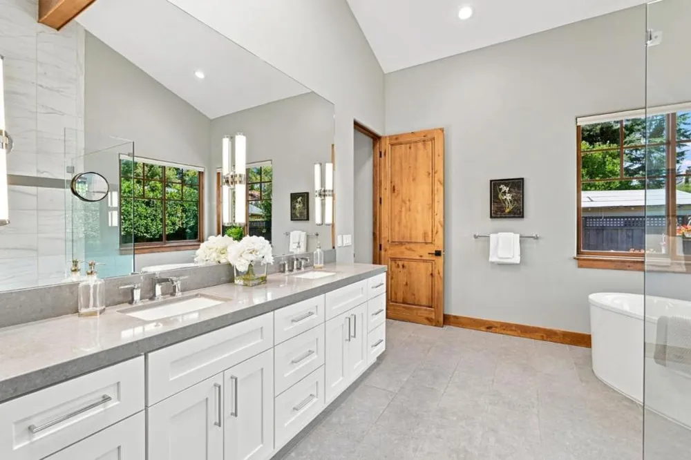 1015 Willow Glen Way San Jose, CA 95125