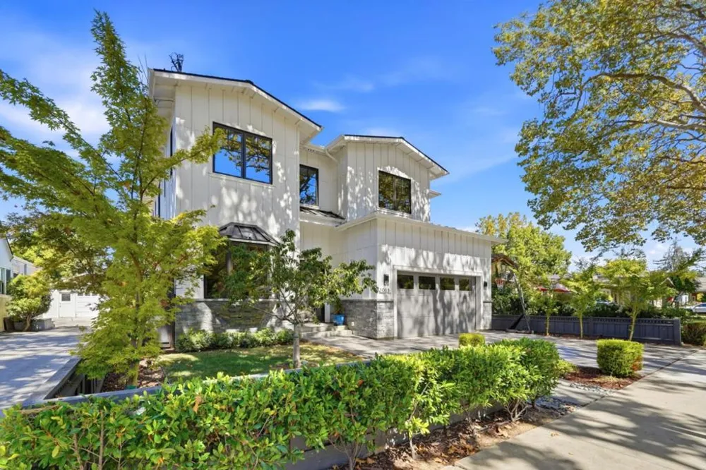 1015 Willow Glen Way San Jose, CA 95125