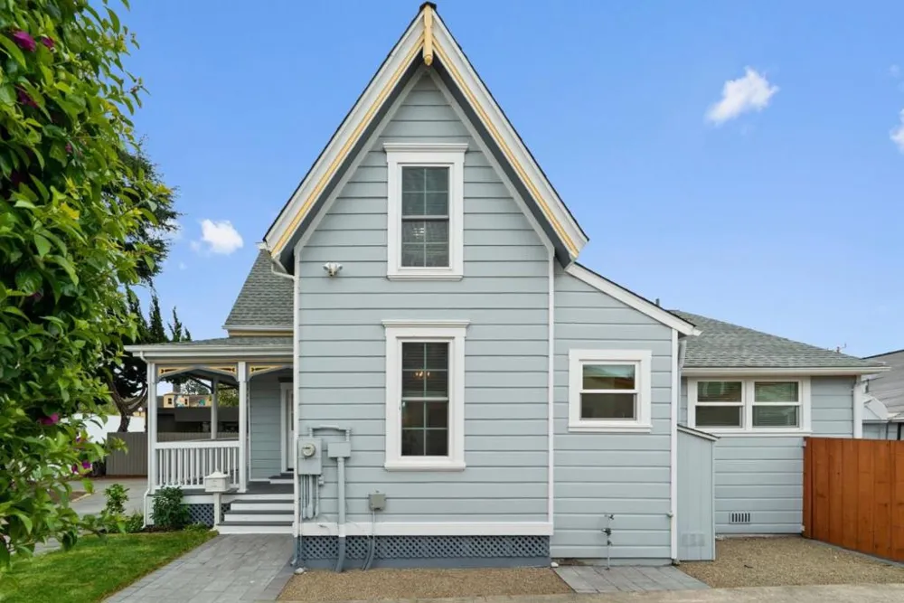 922 Mission Street Santa Cruz, CA 95060