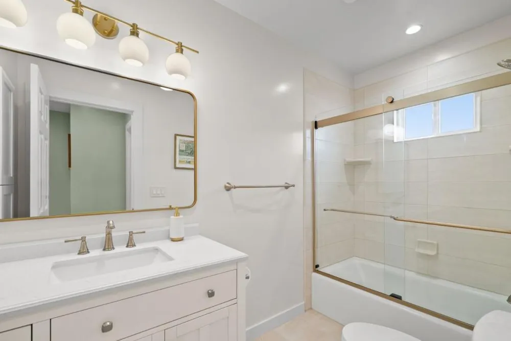 922 Mission Street Santa Cruz, CA 95060