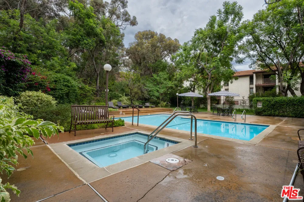 4210 Via Arbolada #220 Los Angeles, CA 90042