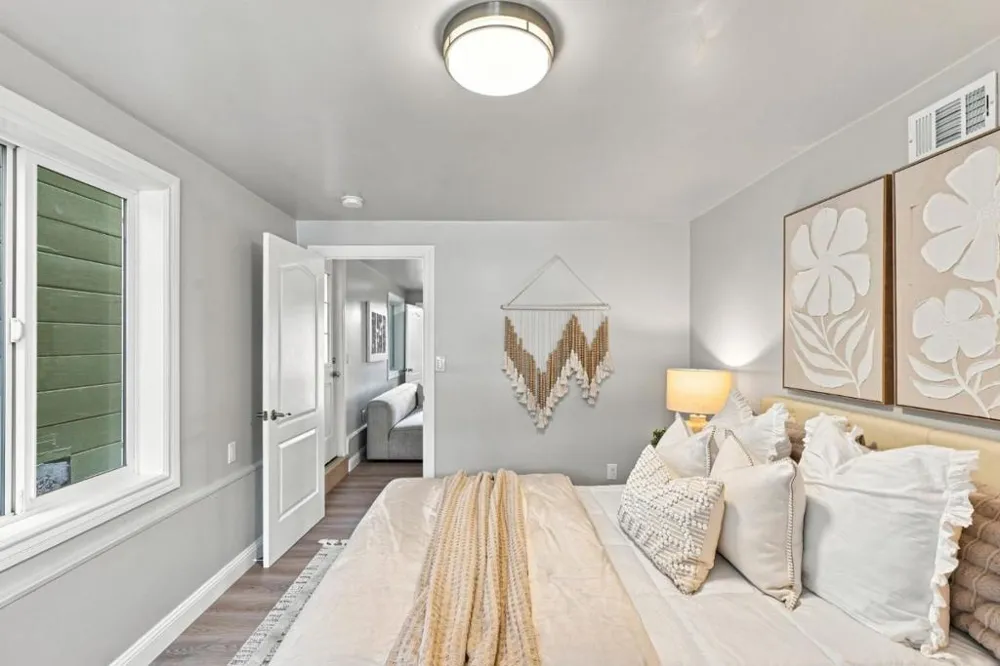 135 Farallones St San Francisco, CA 94112