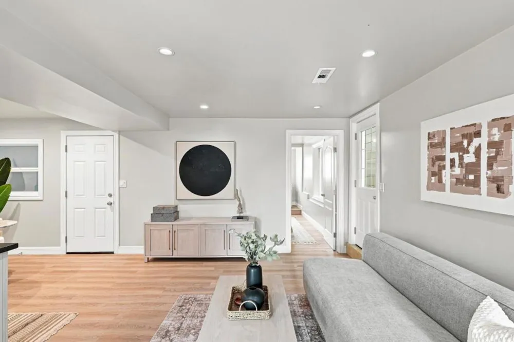 135 Farallones St San Francisco, CA 94112