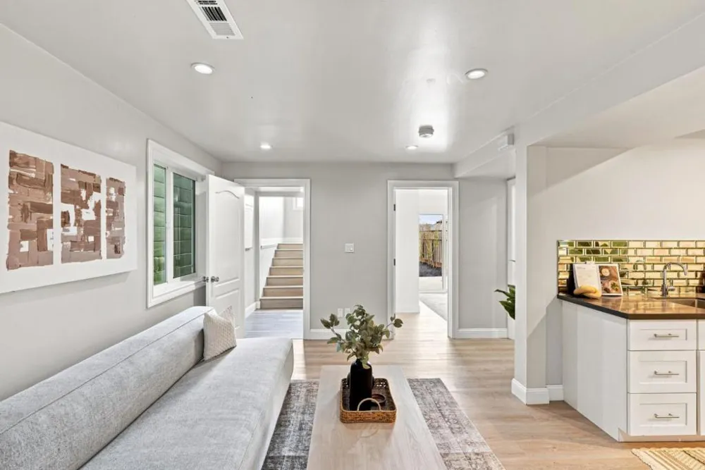 135 Farallones St San Francisco, CA 94112