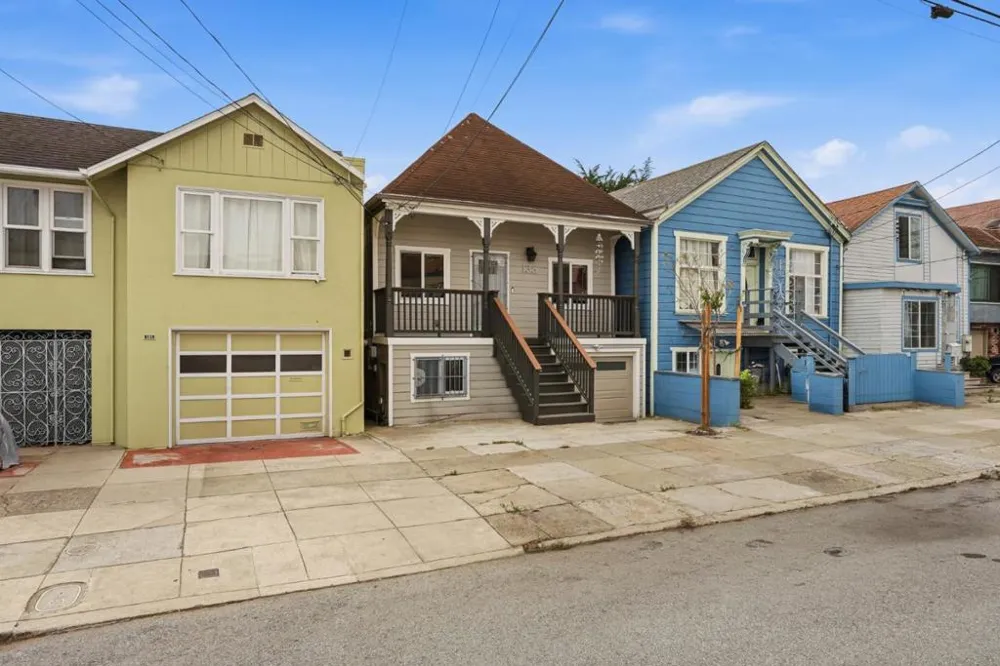 135 Farallones St San Francisco, CA 94112
