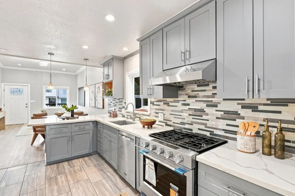 135 Farallones St San Francisco, CA 94112